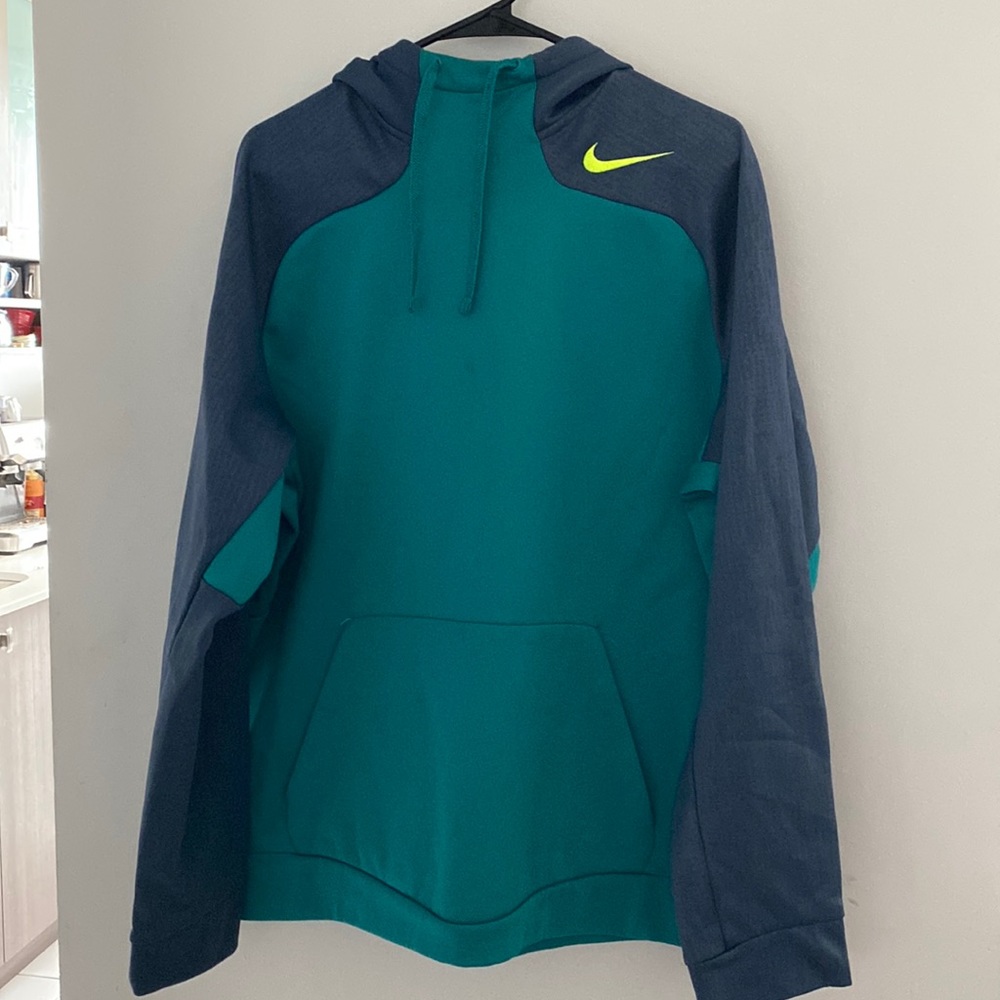XL blue and teal Nike therma-fit hoodie